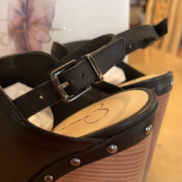 Jessica Simpson Clogs - Picture 5 of 8